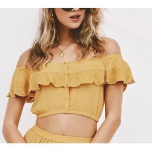 Amuse Society NWT Front Row Crop Top Off the Shoulder Yellow Cottagecore Size M